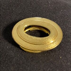 Elegant Gold-Tone Spiral Scarf Pin